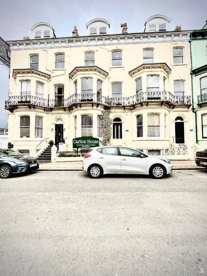 מלון Carlton House סקארבורו מראה חיצוני תמונה